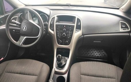 Opel Astra J, 2011 год, 575 000 рублей, 5 фотография