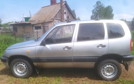 Chevrolet Niva I рестайлинг, 2004 год, 360 000 рублей, 4 фотография