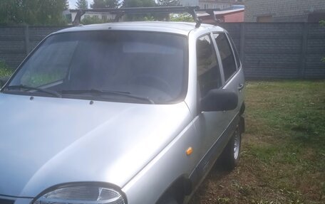 Chevrolet Niva I рестайлинг, 2004 год, 360 000 рублей, 5 фотография