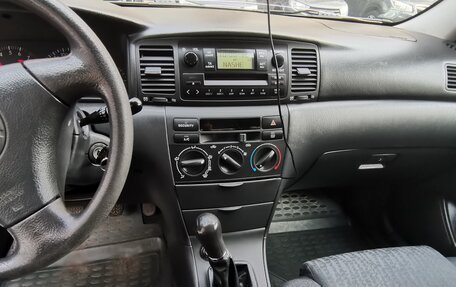 Toyota Corolla, 2002 год, 600 000 рублей, 13 фотография