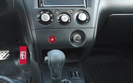Mitsubishi Outlander III рестайлинг 3, 2006 год, 710 000 рублей, 2 фотография
