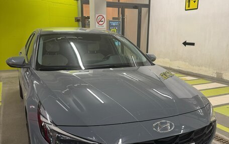 Hyundai Elantra, 2021 год, 2 090 000 рублей, 2 фотография