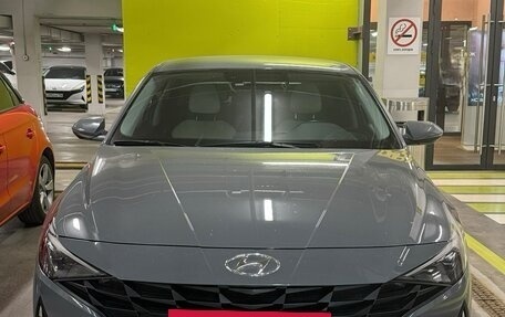 Hyundai Elantra, 2021 год, 2 090 000 рублей, 4 фотография