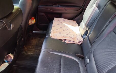 Mitsubishi Outlander III рестайлинг 3, 2012 год, 1 120 000 рублей, 7 фотография