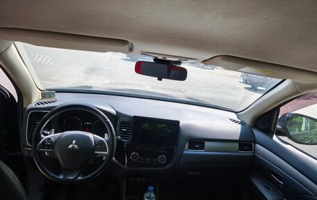 Mitsubishi Outlander III рестайлинг 3, 2012 год, 1 120 000 рублей, 5 фотография