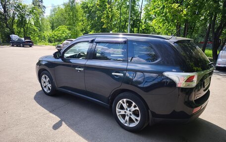 Mitsubishi Outlander III рестайлинг 3, 2012 год, 1 120 000 рублей, 4 фотография
