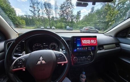 Mitsubishi Outlander III рестайлинг 3, 2012 год, 1 120 000 рублей, 19 фотография