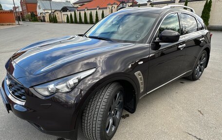 Infiniti FX II, 2011 год, 2 600 000 рублей, 3 фотография