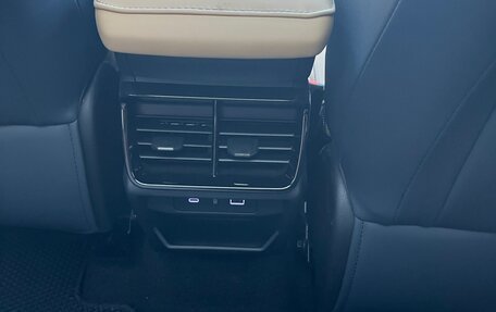 Geely Atlas, 2024 год, 2 600 000 рублей, 15 фотография
