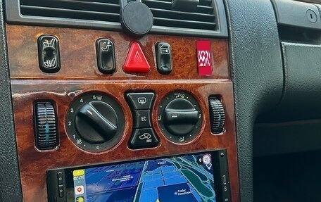 Mercedes-Benz E-Класс, 1999 год, 900 000 рублей, 14 фотография
