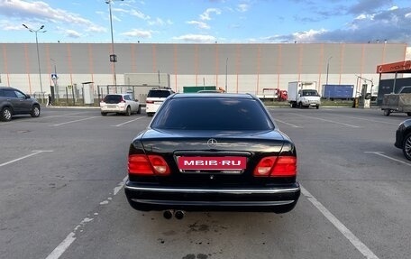Mercedes-Benz E-Класс, 1999 год, 900 000 рублей, 6 фотография