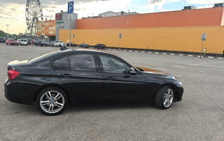 BMW 3 серия, 2016 год, 2 800 000 рублей, 3 фотография