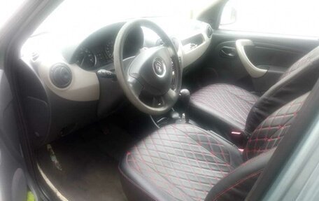 Renault Logan I, 2011 год, 700 000 рублей, 2 фотография