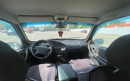 Chevrolet Niva I рестайлинг, 2006 год, 450 000 рублей, 3 фотография
