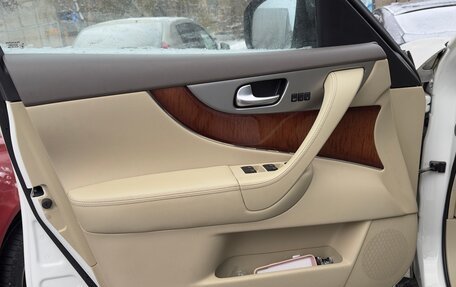 Infiniti FX II, 2012 год, 1 850 000 рублей, 13 фотография