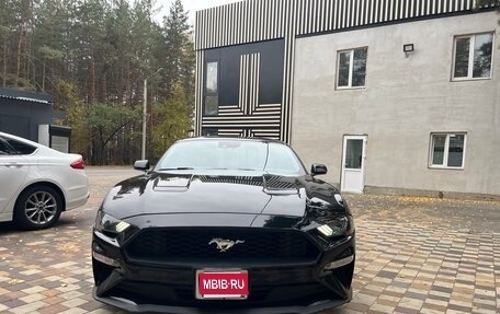Ford Mustang VI рестайлинг, 2019 год, 3 000 000 рублей, 1 фотография