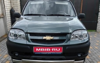 Chevrolet Niva I рестайлинг, 2011 год, 750 000 рублей, 1 фотография