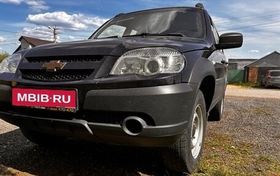 Chevrolet Niva I рестайлинг, 2018 год, 800 000 рублей, 1 фотография