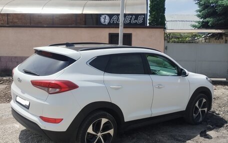 Hyundai Tucson III, 2018 год, 2 500 000 рублей, 14 фотография
