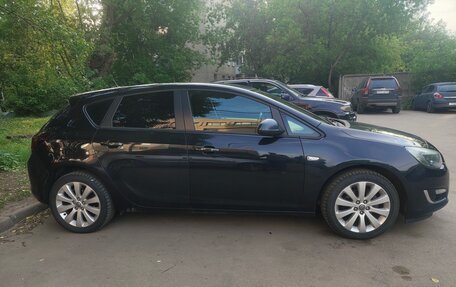 Opel Astra J, 2013 год, 870 000 рублей, 4 фотография
