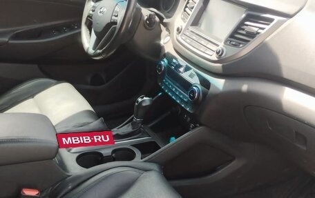 Hyundai Tucson III, 2018 год, 2 500 000 рублей, 19 фотография