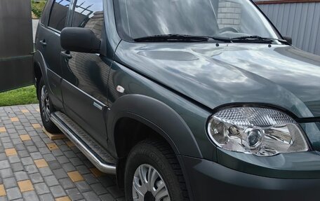 Chevrolet Niva I рестайлинг, 2011 год, 750 000 рублей, 8 фотография