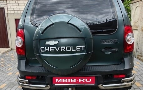 Chevrolet Niva I рестайлинг, 2011 год, 750 000 рублей, 5 фотография