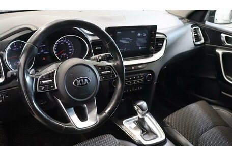 KIA cee'd III, 2020 год, 1 800 000 рублей, 4 фотография