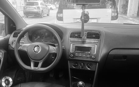 Volkswagen Polo VI (EU Market), 2018 год, 900 000 рублей, 15 фотография