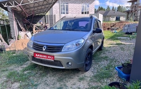 Renault Sandero I, 2010 год, 340 000 рублей, 1 фотография