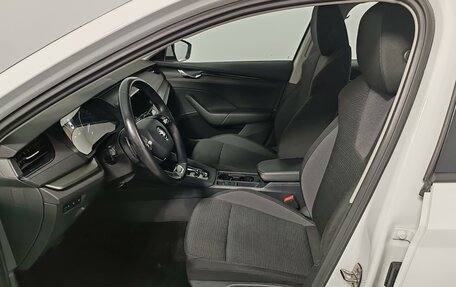 Skoda Octavia IV, 2021 год, 2 235 000 рублей, 16 фотография