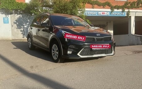 KIA Rio IV, 2021 год, 1 800 000 рублей, 2 фотография