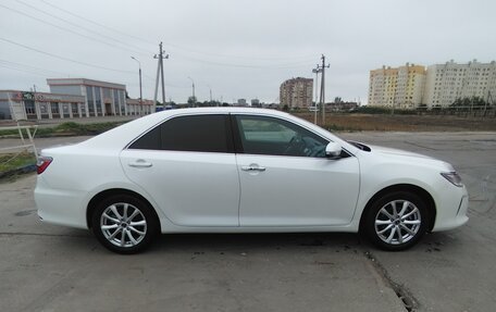 Toyota Camry, 2015 год, 2 200 000 рублей, 10 фотография
