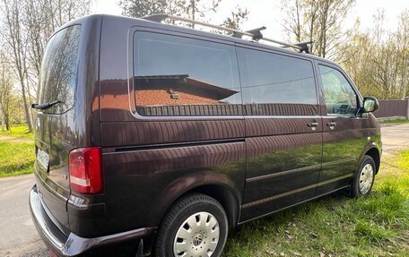 Volkswagen Caravelle T5, 2013 год, 2 590 000 рублей, 14 фотография