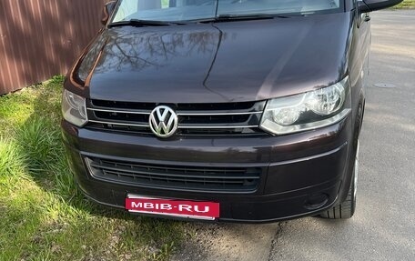 Volkswagen Caravelle T5, 2013 год, 2 590 000 рублей, 18 фотография