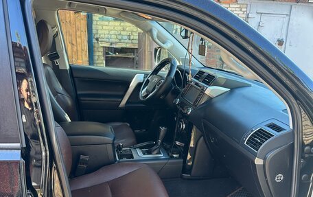 Toyota Land Cruiser Prado 150 рестайлинг 2, 2016 год, 4 500 000 рублей, 8 фотография