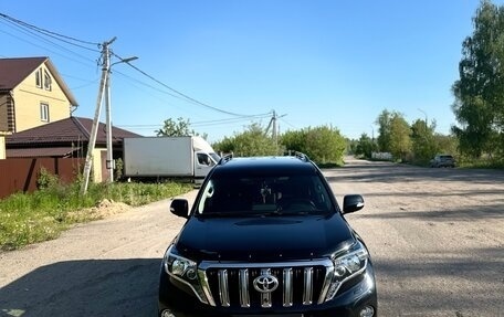 Toyota Land Cruiser Prado 150 рестайлинг 2, 2016 год, 4 500 000 рублей, 3 фотография