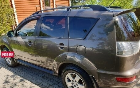 Mitsubishi Outlander III рестайлинг 3, 2012 год, 1 300 000 рублей, 3 фотография