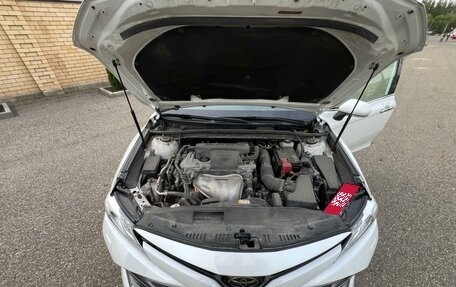 Toyota Camry, 2018 год, 2 320 000 рублей, 4 фотография