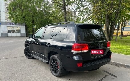 Toyota Land Cruiser 200, 2020 год, 6 100 000 рублей, 4 фотография