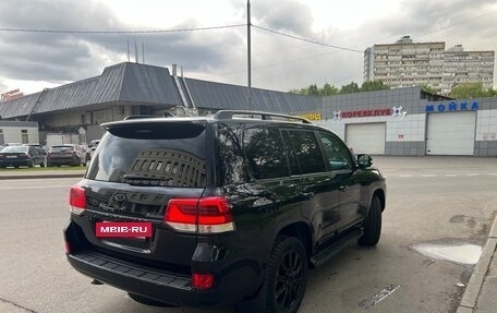 Toyota Land Cruiser 200, 2020 год, 6 100 000 рублей, 3 фотография