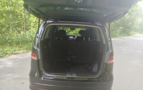 Honda Elysion I, 2008 год, 1 000 000 рублей, 9 фотография