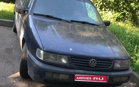 Volkswagen Passat B4, 1994 год, 160 000 рублей, 1 фотография