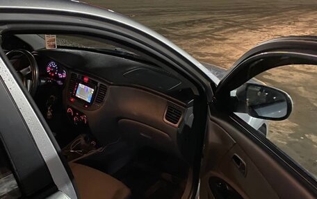 KIA Rio II, 2011 год, 690 000 рублей, 5 фотография