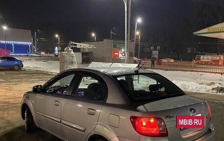 KIA Rio II, 2011 год, 690 000 рублей, 3 фотография