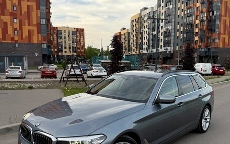 BMW 5 серия, 2018 год, 2 390 000 рублей, 2 фотография