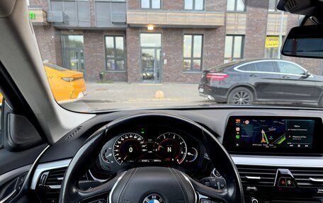 BMW 5 серия, 2018 год, 2 390 000 рублей, 17 фотография