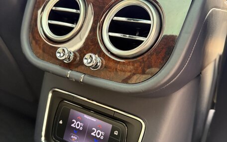 Bentley Bentayga I, 2016 год, 9 200 000 рублей, 11 фотография