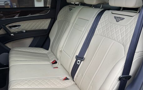 Bentley Bentayga I, 2016 год, 9 200 000 рублей, 14 фотография