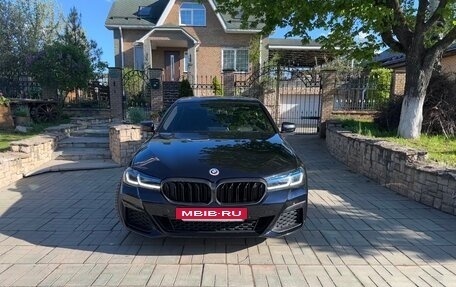 BMW 5 серия, 2019 год, 4 680 000 рублей, 4 фотография